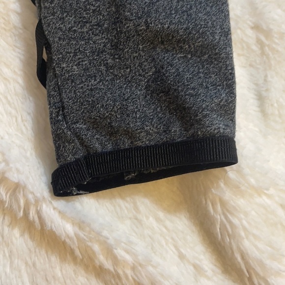 Grey Victoria’s Secret Sport‎ Leggings - Picture 6 of 6